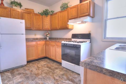 11 Delaine Dr, Normal, IL 61761 photo 6