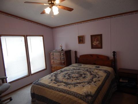 2056 Iris Ave, Belvidere, IL 61008 photo 13