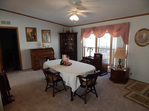 2056 Iris Ave, Belvidere, IL 61008 photo 11