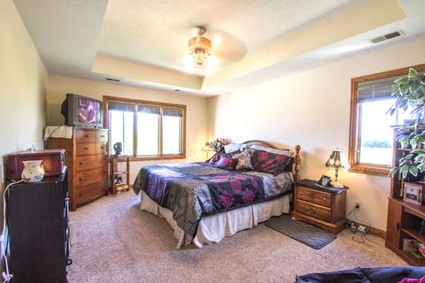 742 E Becker Pl, Sycamore, IL 60178 photo 15