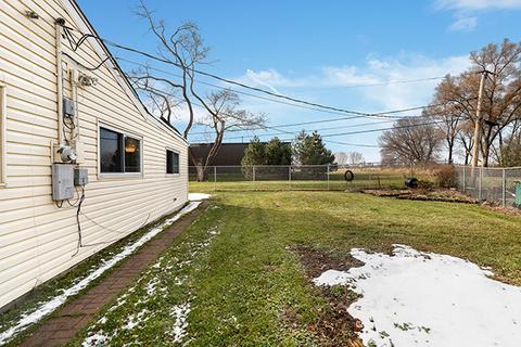348 Sunset Ln, Wheeling, IL 60090 photo 30