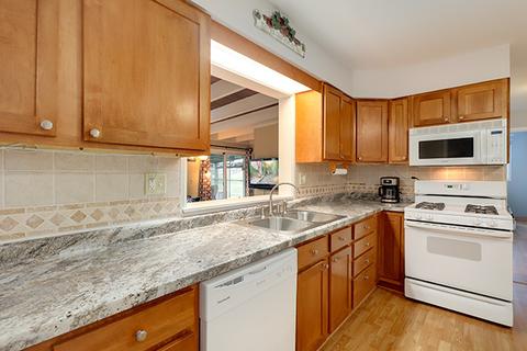 348 Sunset Ln, Wheeling, IL 60090 photo 15