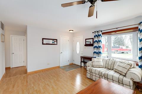 348 Sunset Ln, Wheeling, IL 60090 photo 5