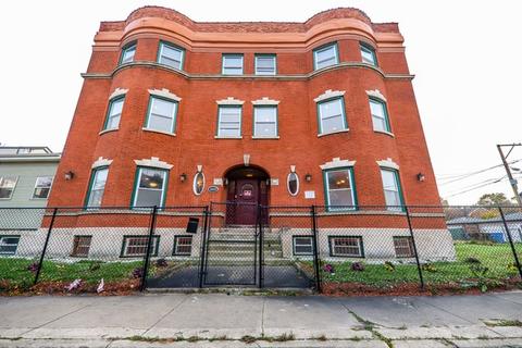 4800 S Champlain Ave, Chicago, IL 60615 photo 1