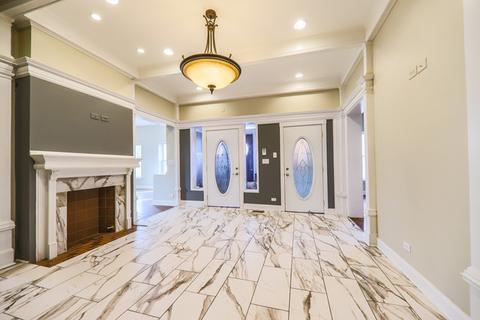 4800 S Champlain Ave, Chicago, IL 60615 photo 4