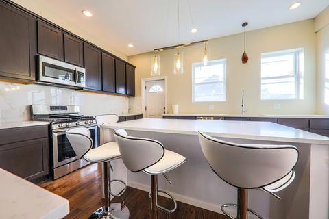 4800 S Champlain Ave, Chicago, IL 60615 photo 5