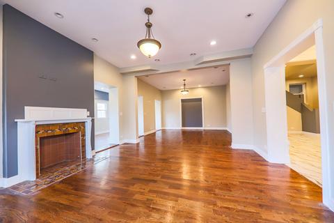 4800 S Champlain Ave, Chicago, IL 60615 photo 7