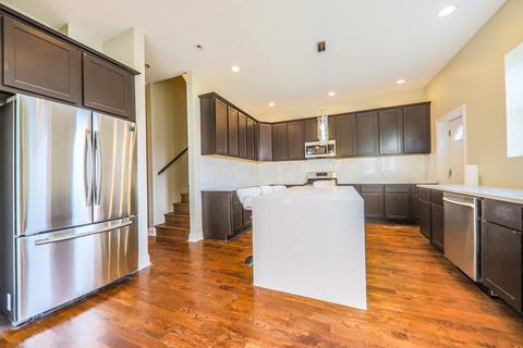 4800 S Champlain Ave, Chicago, IL 60615 photo 6