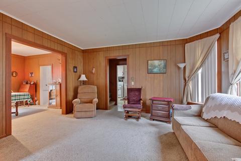 209 Spring St, Cary, IL 60013 photo 14