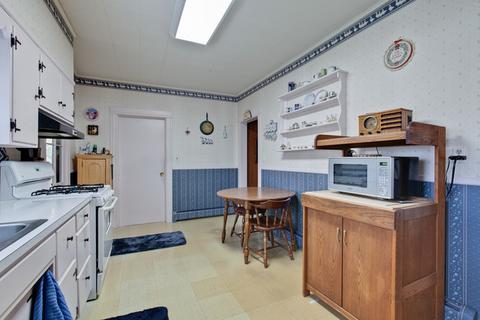 209 Spring St, Cary, IL 60013 photo 5
