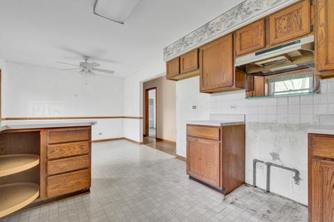 3805 Emerson Ave, Rolling Meadows, IL 60008 photo 8