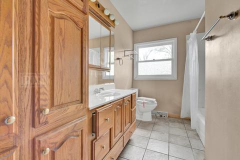 3805 Emerson Ave, Rolling Meadows, IL 60008 photo 14
