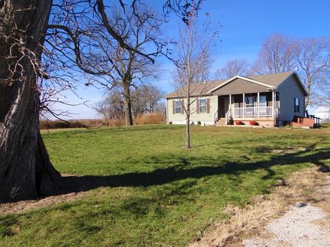 1337 E 2000 North Rd, Fithian, IL 61844 photo 3