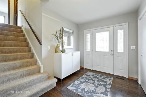 3479 Regent Dr, Hoffman Estates, IL 60067 photo 2