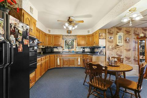 7748 Stickney Ave, Bridgeview, IL 60455 photo 6