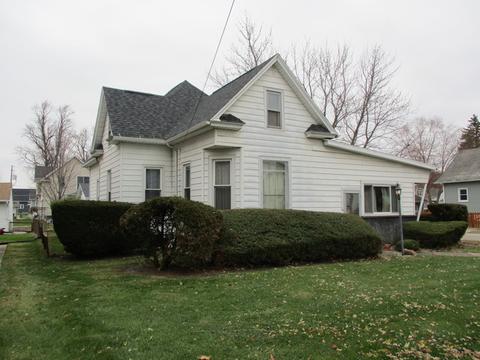 2703 6th St, Peru, IL 61354 photo 2