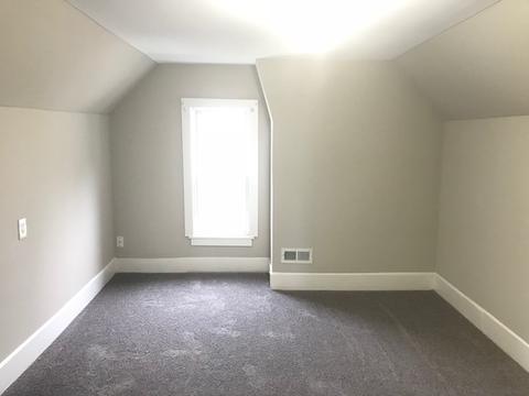 100 Vine St, Aurora, IL 60506 photo 16