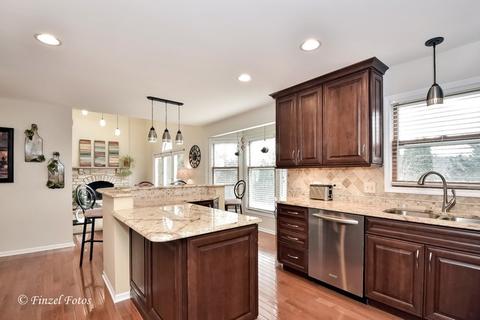 317 Bryan Dr, Cary, IL 60013 photo 5