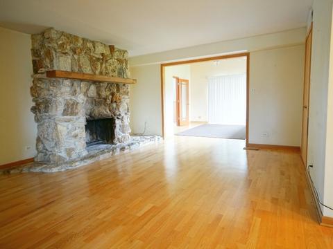 855 Park Ln, Hoffman Estates, IL 60192 photo 12