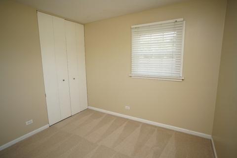 855 Park Ln, Hoffman Estates, IL 60192 photo 24