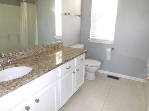 2687 Spruce Dr, West Dundee, IL 60118 photo 17