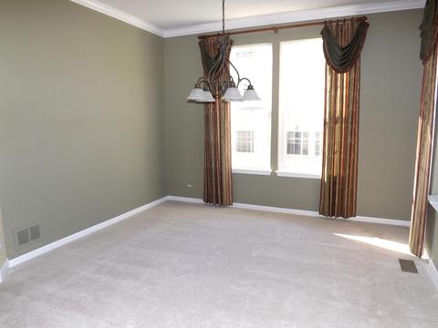 2687 Spruce Dr, West Dundee, IL 60118 photo 4