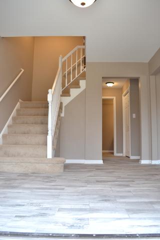 4090 Mason Dr, Hoffman Estates, IL 60192 photo 8