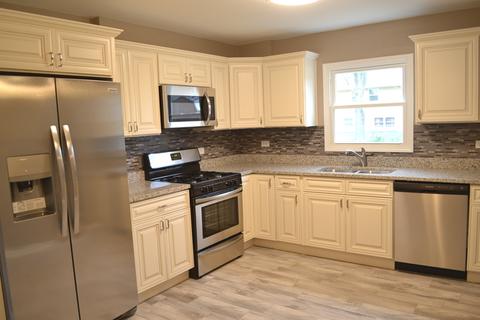 4090 Mason Dr, Hoffman Estates, IL 60192 photo 13
