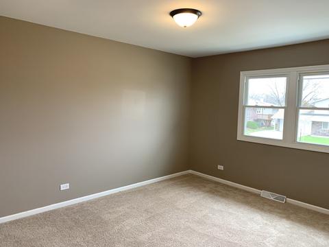 4090 Mason Dr, Hoffman Estates, IL 60192 photo 23