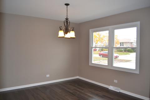 4090 Mason Dr, Hoffman Estates, IL 60192 photo 11