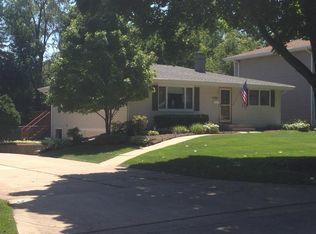 1135 Howard St, Wheaton, IL 60187 photo 16