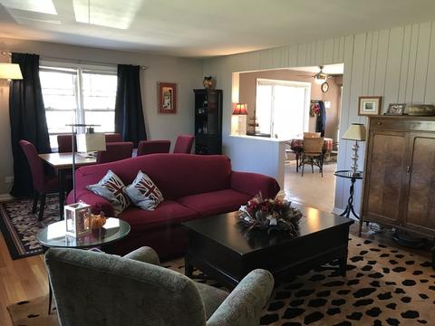 1135 Howard St, Wheaton, IL 60187 photo 9