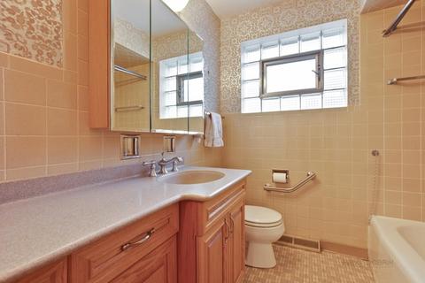 4841 N Newcastle Ave, Chicago, IL 60656 photo 17