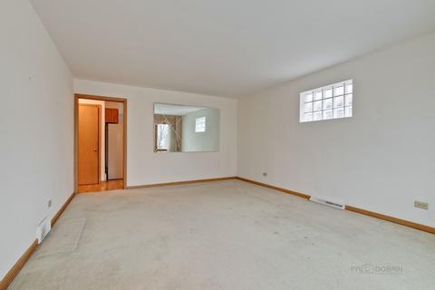 4841 N Newcastle Ave, Chicago, IL 60656 photo 9