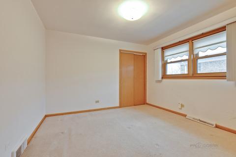 4841 N Newcastle Ave, Chicago, IL 60656 photo 13