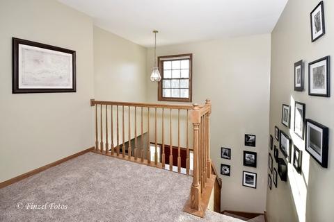 35 Ivanhoe Ln, Cary, IL 60013 photo 13