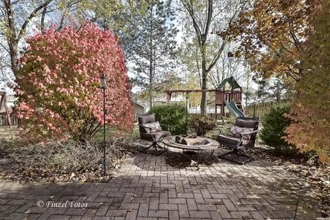 35 Ivanhoe Ln, Cary, IL 60013 photo 20