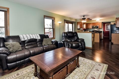 35 Ivanhoe Ln, Cary, IL 60013 photo 7