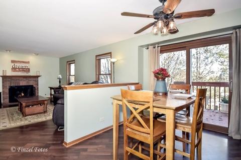 35 Ivanhoe Ln, Cary, IL 60013 photo 5