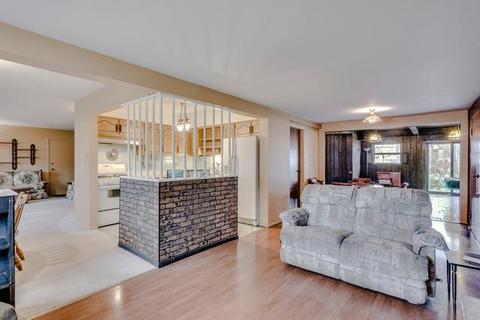 460 Glendale Ln, Hoffman Estates, IL 60169 photo 7