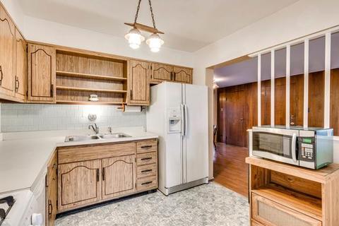 460 Glendale Ln, Hoffman Estates, IL 60169 photo 9