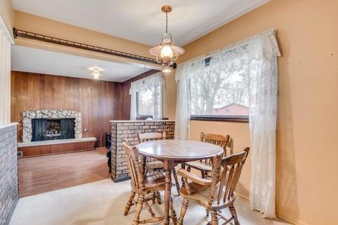 460 Glendale Ln, Hoffman Estates, IL 60169 photo 5