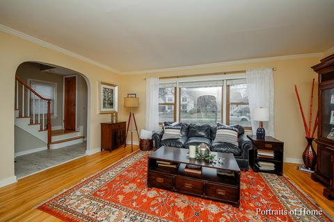 825 E Indiana St, Wheaton, IL 60187 photo 5