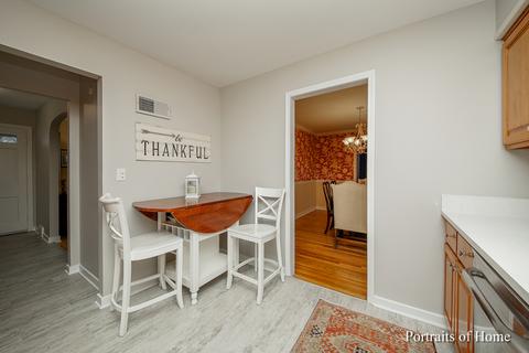 825 E Indiana St, Wheaton, IL 60187 photo 7