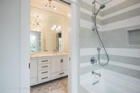 77 Overlook Dr, Golf, IL 60029 photo 33