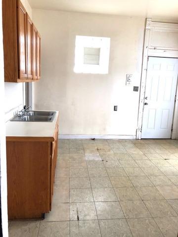 2501 E 73rd Pl, Chicago, IL 60649 photo 10