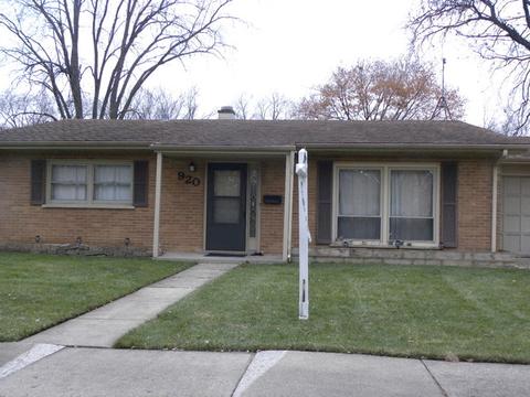 920 Pebble Dr, Wheeling, IL 60090 photo 1