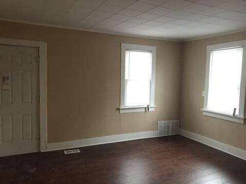 1438 Summit Ave, Aurora, IL 60505 photo 3