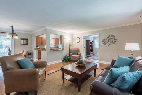 404 W Elm St, Wheaton, IL 60189 photo 6