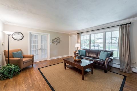404 W Elm St, Wheaton, IL 60189 photo 7